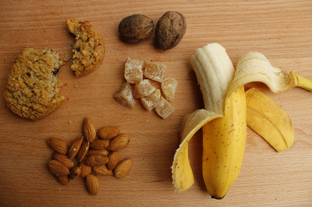 Nutritious snacks featuring fruit, nuts, and grains